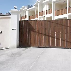 Holiday home Luxury 2br Facing W/pool #4 
