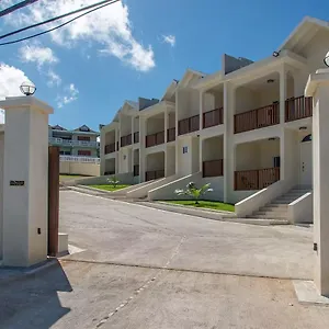 Holiday home Luxury 2br Facing W/pool #3 